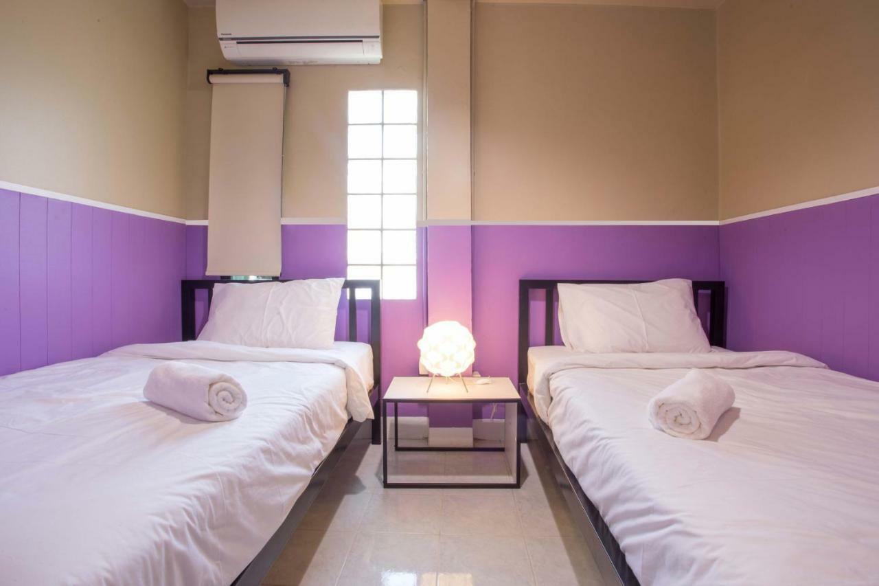 Why Not House Hostel Chiang Mai Ngoại thất bức ảnh